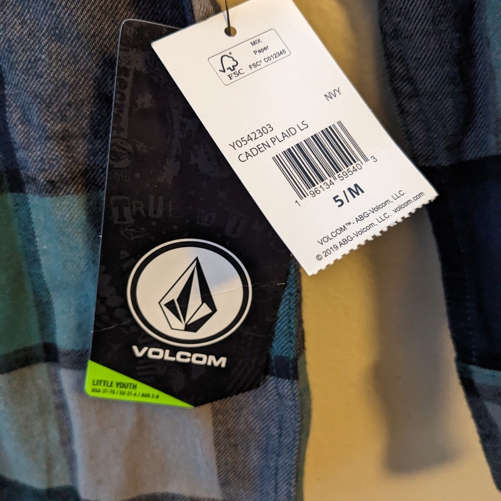 Volcom Button Up - Picture 2 of 5